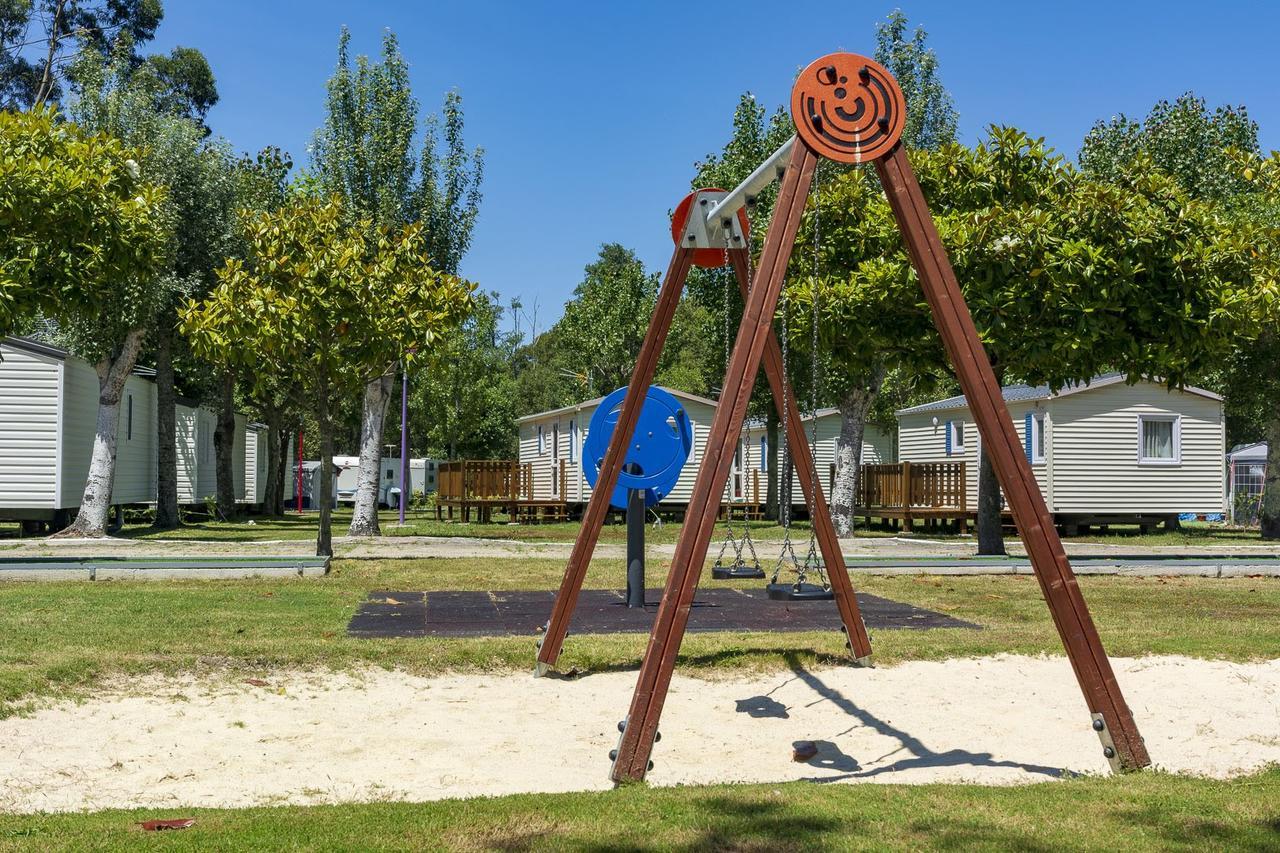 Camping Santa Tecla A Guarda Bagian luar foto